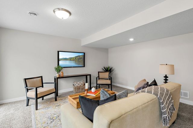 569 Sienna Drive, Watertown, MN 55388