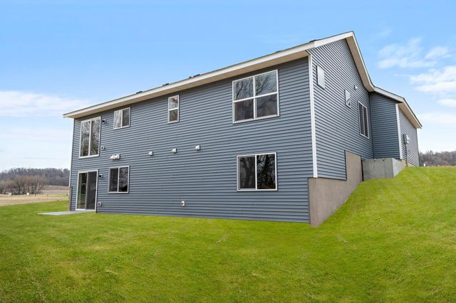 569 Sienna Drive, Watertown, MN 55388