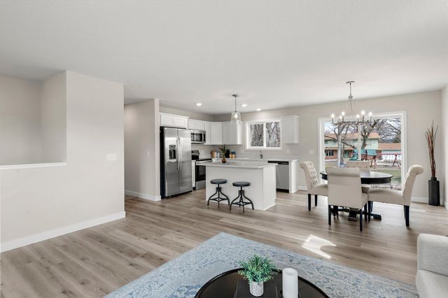 569 Sienna Drive, Watertown, MN 55388