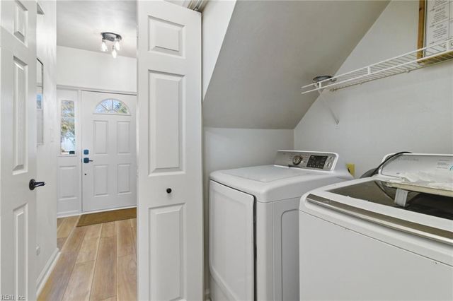 3857 Whitley Park DR, Virginia Beach, VA 23456