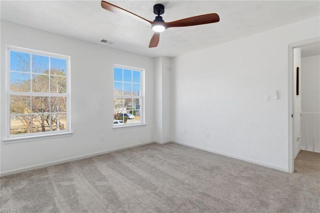 3857 Whitley Park DR, Virginia Beach, VA 23456