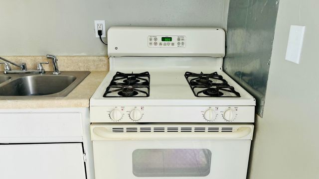 419 Dallas Street SE A, Albuquerque, NM 87108
