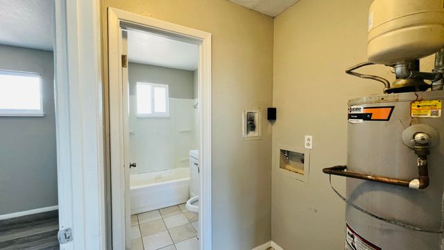 419 Dallas Street SE A, Albuquerque, NM 87108