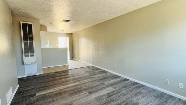 419 Dallas Street SE A, Albuquerque, NM 87108