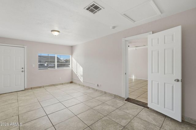 1852 E MOBILE Lane, Phoenix, AZ 85040