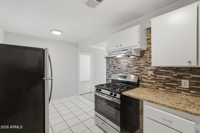 1852 E MOBILE Lane, Phoenix, AZ 85040