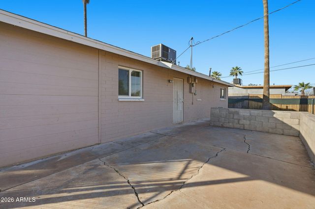 1852 E MOBILE Lane, Phoenix, AZ 85040