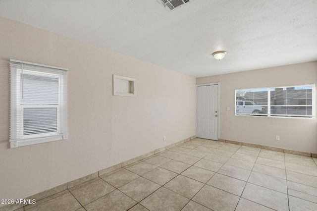 1852 E MOBILE Lane, Phoenix, AZ 85040