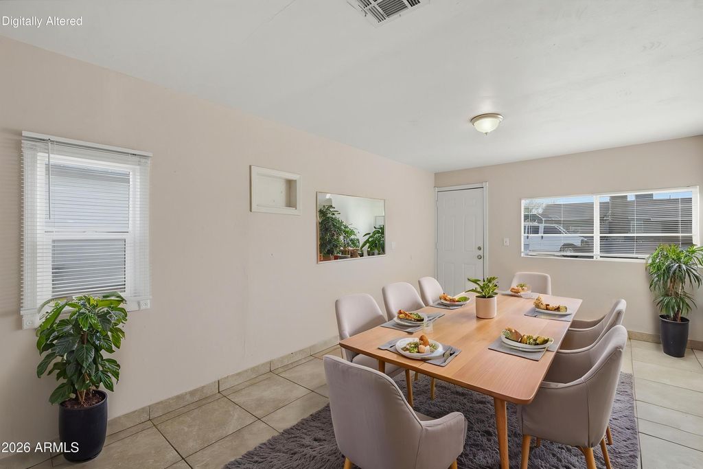 1852 E MOBILE Lane, Phoenix, AZ 85040 — photo 4