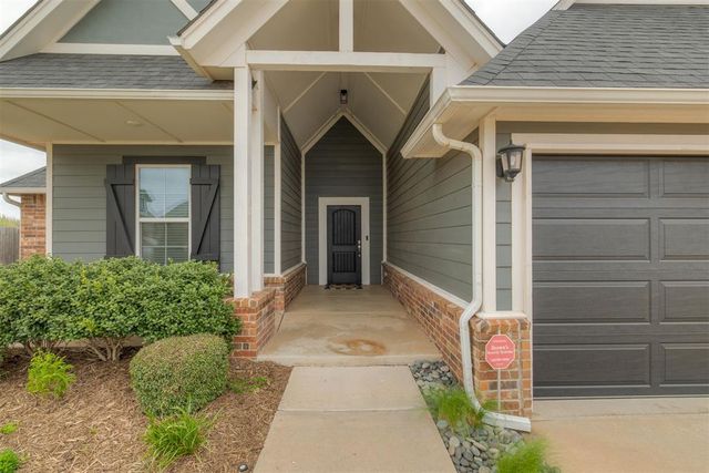 3004 NW 179th Court, Edmond, OK 73012