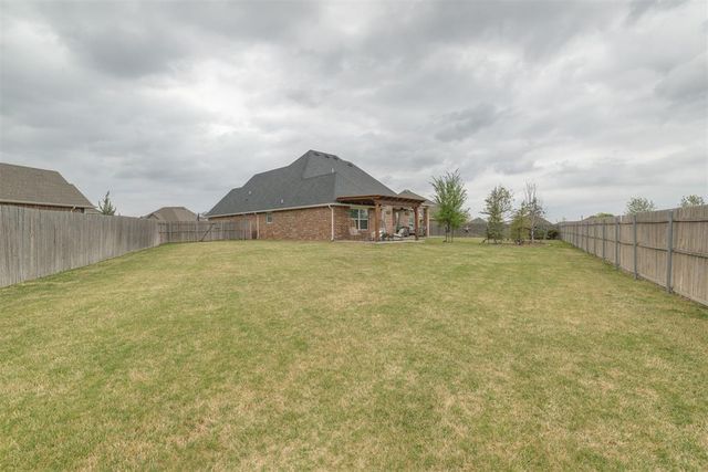 3004 NW 179th Court, Edmond, OK 73012