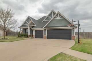 3004 NW 179th Court, Edmond, OK 73012