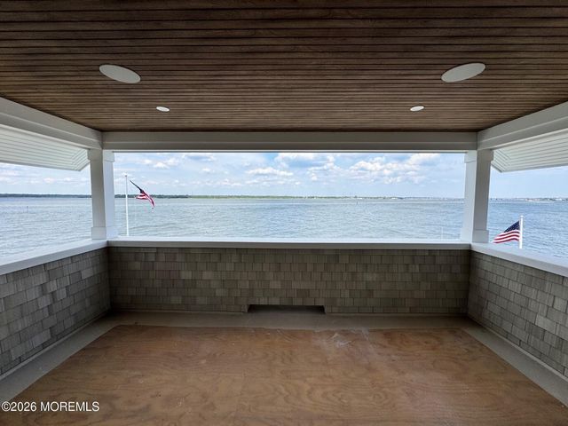 275 Curtis Point Drive, Mantoloking, NJ 08738