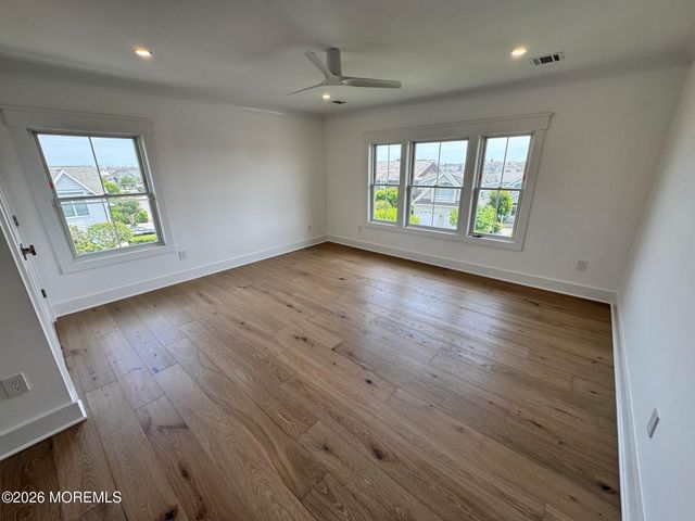 275 Curtis Point Drive, Mantoloking, NJ 08738