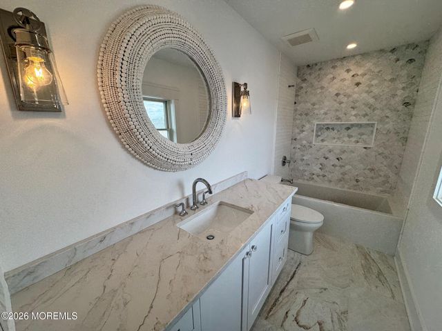 275 Curtis Point Drive, Mantoloking, NJ 08738