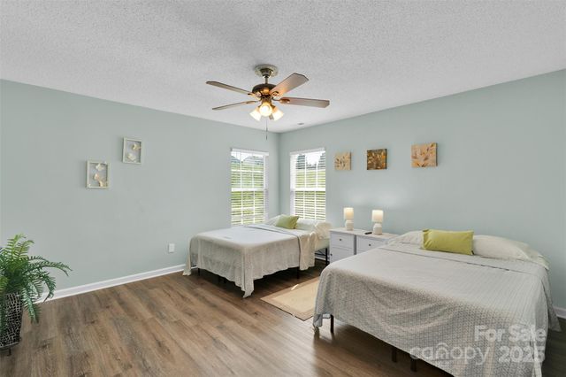 2027 Pimpernel Road, Charlotte, NC 28213