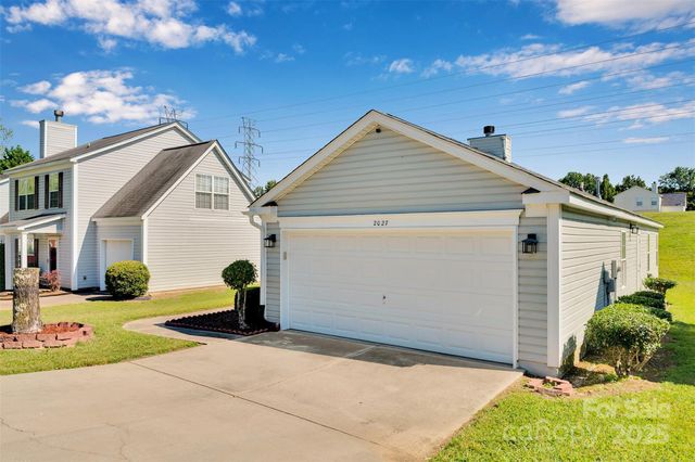 2027 Pimpernel Road, Charlotte, NC 28213