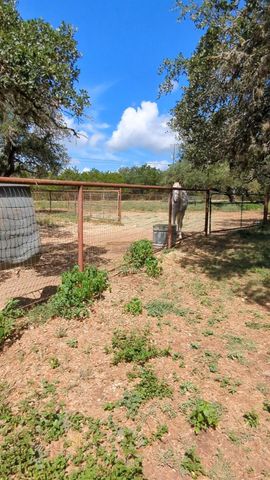 757 Rabbit Ave, Wimberley, TX 78676