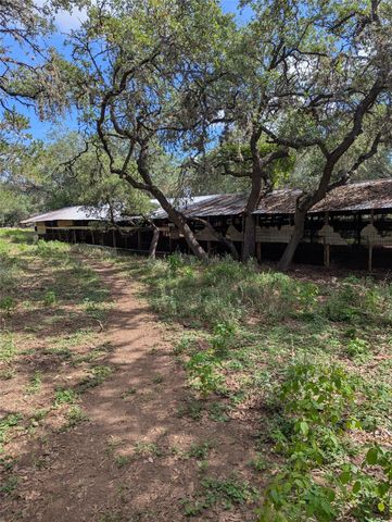 757 Rabbit Ave, Wimberley, TX 78676