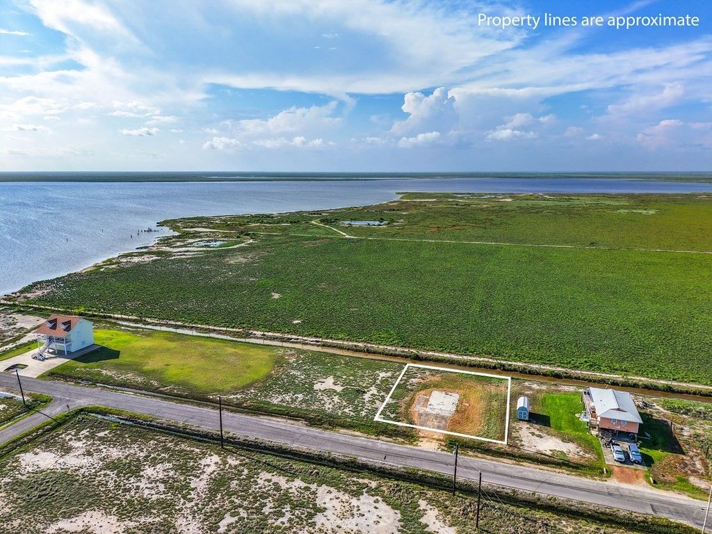 50-51 Northview, Rockport, TX 78382 — photo 4