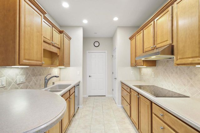 3216 Conservancy Lane, Middleton, WI 53562