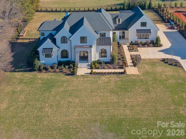 20320 Havenview Drive, Cornelius, NC 28031