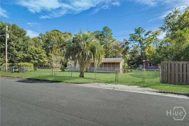 1106 Alabama Street, Darien, GA 31305