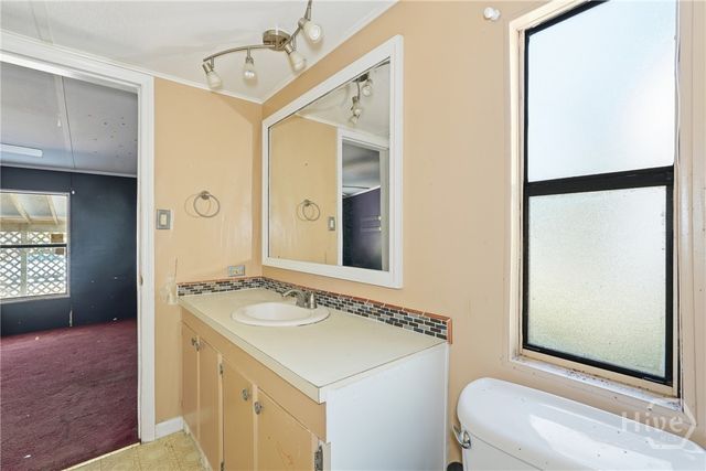 1106 Alabama Street, Darien, GA 31305