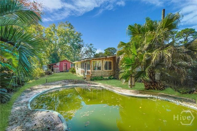 1106 Alabama Street, Darien, GA 31305