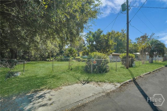 1106 Alabama Street, Darien, GA 31305