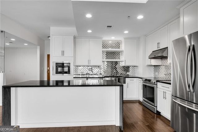 860 Peachtree Street NE 2409, Atlanta, GA 30308