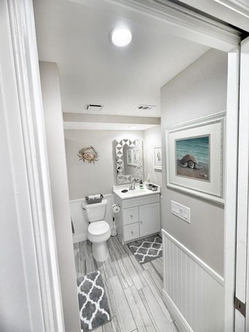 3492 NE Causeway Boulevard 101, Jensen Beach, FL 34957