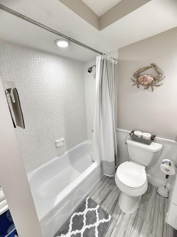 3492 NE Causeway Boulevard 101, Jensen Beach, FL 34957