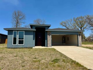 15614 Garden Lane, Lindale, TX 75771