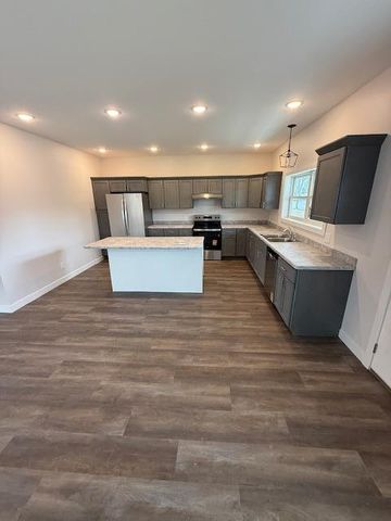 260 Main Street N, Blackduck, MN 56630