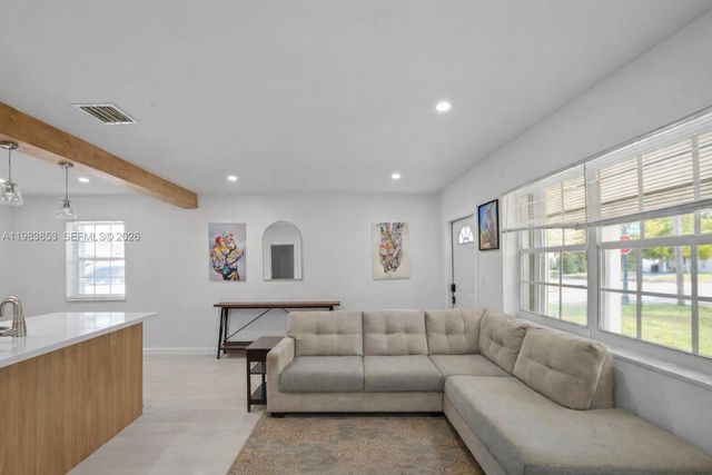 1445 NW 6th Ave 1445, Fort Lauderdale, FL 33311