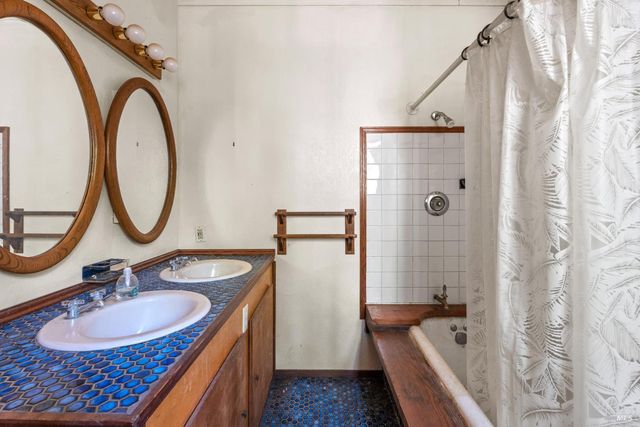 28855 Timberline Rd, Willits, CA 95490