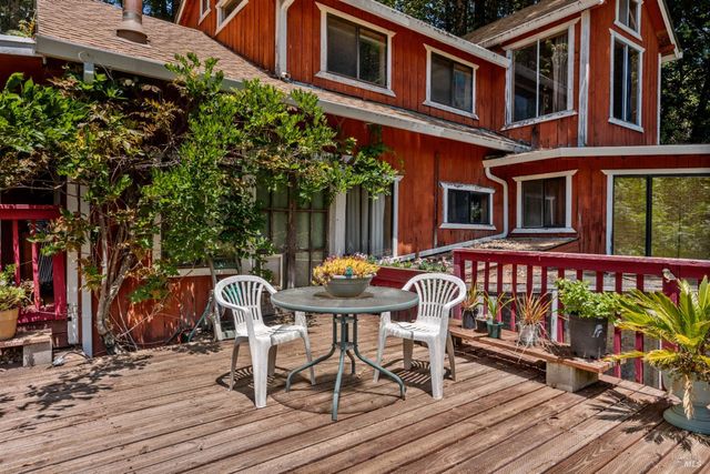 28855 Timberline Rd, Willits, CA 95490