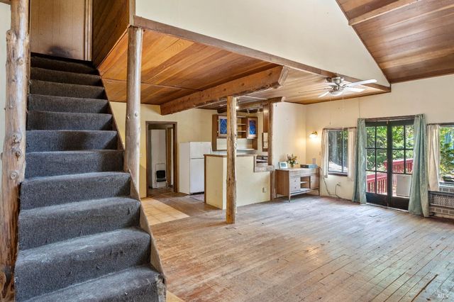 28855 Timberline Rd, Willits, CA 95490