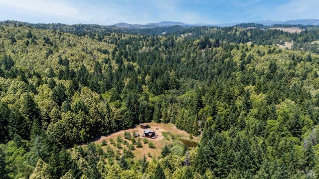 28855 Timberline Rd, Willits, CA 95490