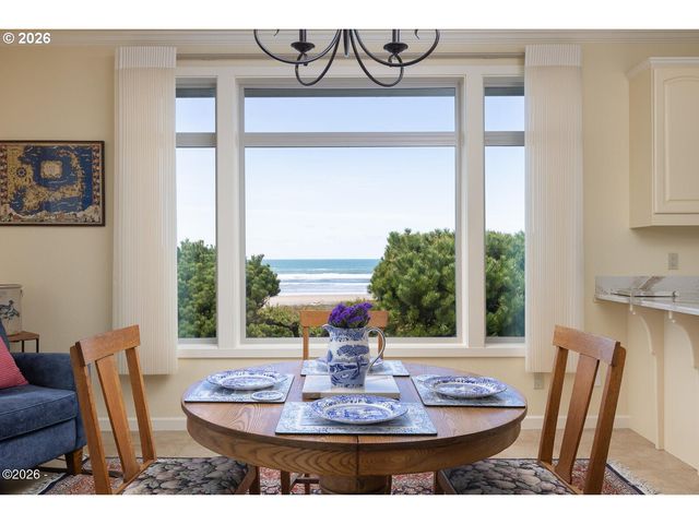 4271 Nw HIDDEN LAKE Loop, Waldport, OR 97394