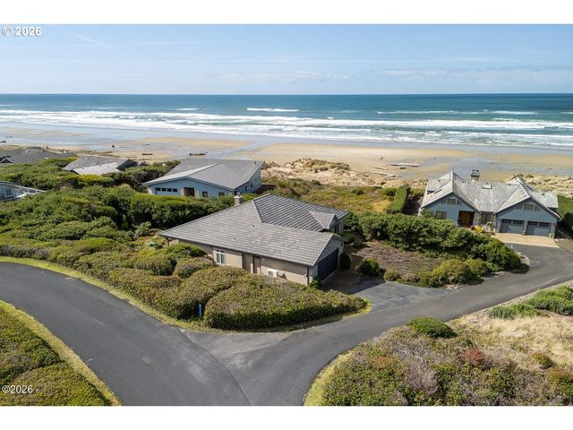 4271 Nw HIDDEN LAKE Loop, Waldport, OR 97394