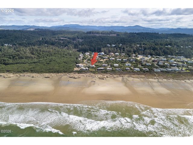 4271 Nw HIDDEN LAKE Loop, Waldport, OR 97394