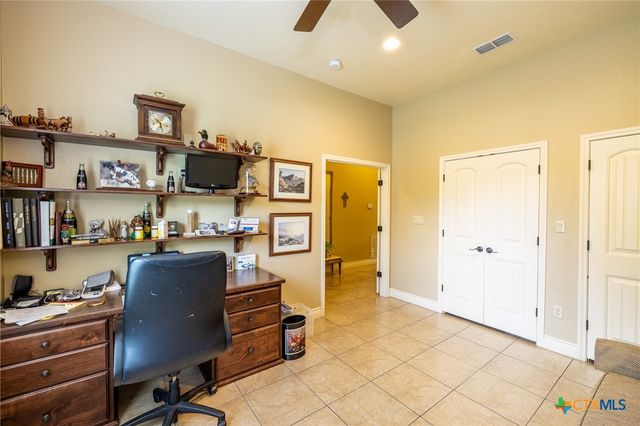 1338 Donovan Street, Gonzales, TX 78629