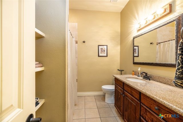 1338 Donovan Street, Gonzales, TX 78629