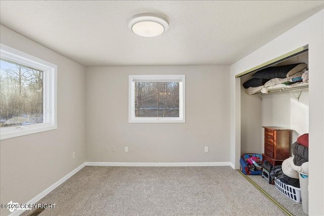 1300 E Holland Avenue, Wasilla, AK 99654