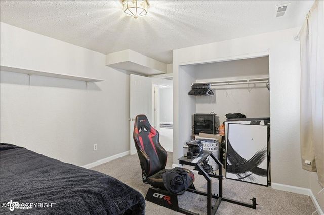 1300 E Holland Avenue, Wasilla, AK 99654