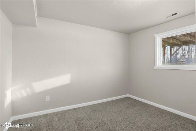 1300 E Holland Avenue, Wasilla, AK 99654