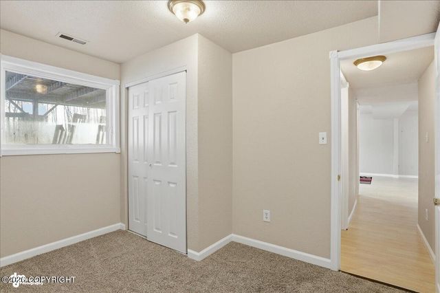 1300 E Holland Avenue, Wasilla, AK 99654