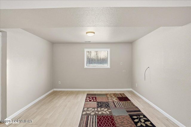 1300 E Holland Avenue, Wasilla, AK 99654